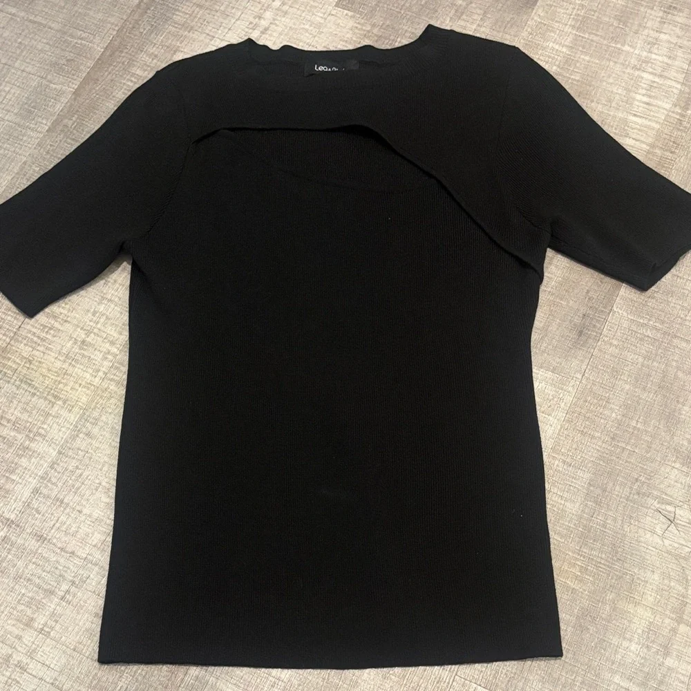 Lea & Viola Knit Cutout Top